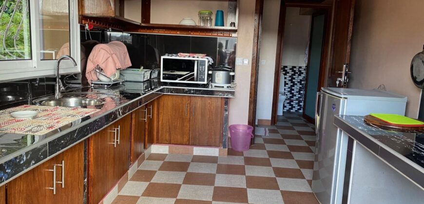 En location un confortable appartement T3 meublé situé à Ambanidia