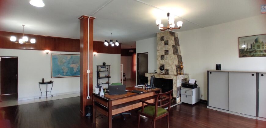 A vendre une charmante villa à étage située dans un quartier calme à Nanisana