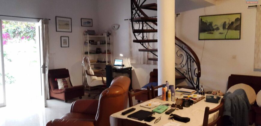 Vente d’une charmante villa de type F4 située dans un quartier résidentiel calme à Ambohipanja