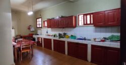 Propriété spacieuse avec villa F6 et dépendance F2 à vendre à Imerinafovoany Talatamaty