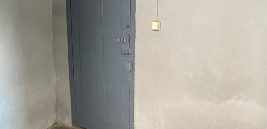 A louer une villa F5 sur trois niveaux située dans un quartier calme à Antsakaviro