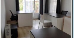 A vendre une charmante villa F5 à étage située en plein centre-ville dans le quartier prisé de Tsimbazaza
