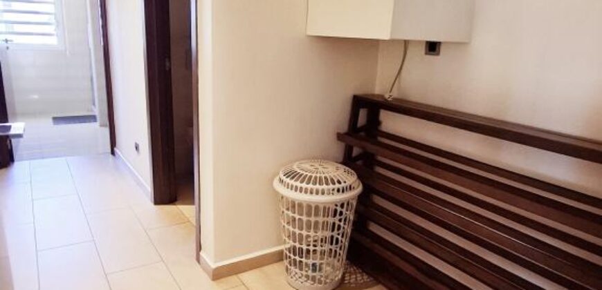 A louer un bel appartement T4 entièrement meublé et équipé situé dans une résidence sécurisée à Analamahitsy
