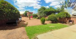 A vendre une villa T5 de plain-pied sur un vaste terrain de 1020 m2 située dans un cadre paisible à Antsofinondry