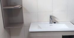 En vente une grande villa neuve de type F8 situé dans une résidence en plein développement à Ambohijanaka