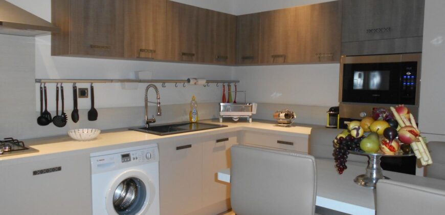 A louer un charmant appartement T4 sécurisé situé à Ankadimbahoaka