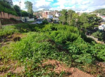 A vendre un beau terrain de 1600 m2 situé dans un quartier résidentiel sécurisé à Ambatoroka