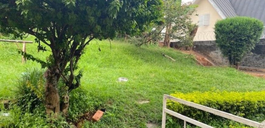 A louer un appartement T4 situé dans un quartier calme à Ambatoroka