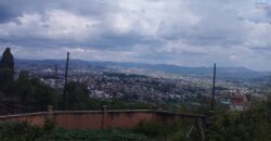 Vente d’un terrain spacieux de 4288 m2 avec vue imprenable à Haute Ville