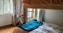 Location une villa traditionnelle de type F6 avec piscine située à Ambatobe