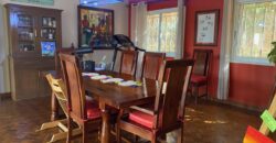 Location une villa traditionnelle de type F6 avec piscine située à Ambatobe