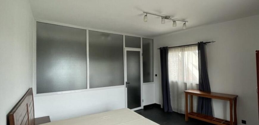 A louer deux appartements T2 meublés situés dans un quartier calme Mandrosoa Ivato