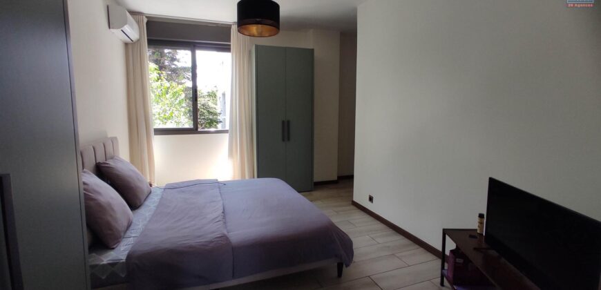 A louer un bel appartement de standing T4 non meublé situé dans un quartier résidentiel calme à Ivandry