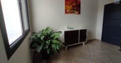 A louer un bel appartement de standing T4 non meublé situé dans un quartier résidentiel calme à Ivandry