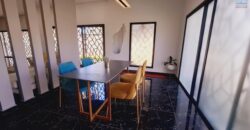 A louer une belle villa neuve T6 semi-meublée située à Ambatolampy Tsimahafotsy