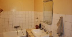 A louer une spacieuse villa F8 de plain pied située dans un quartier calme à Mahalavolona Andoharanofotsy