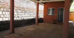 A louer une villa T5 située dans une résidence sécurisée à seulement 5 minutes à pied du Lycée Français à Ambatobe