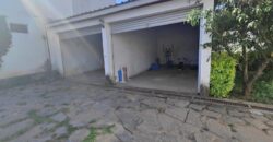 A louer une agréable villa F4 semi-meublée située à Ambohibao