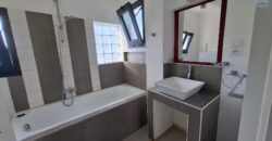 A louer un charmant appartement T4 en triplex situé à Ivandry