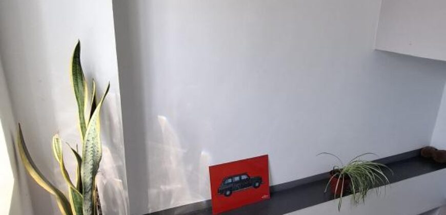 A louer un charmant appartement T4 en triplex situé à Ivandry