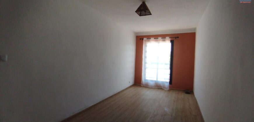 A vendre villa T4 mitoyenne neuve située dans un quartier résidentiel à Anosy Avaratra