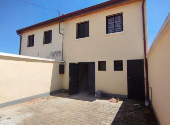 A vendre villa neuve F4 avec terrain plat prêt à bâtir à Anosy Avaratra