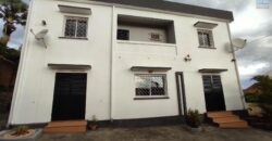 A louer une villa de type F4 située dans un quartier résidentiel calme à Ambatobe