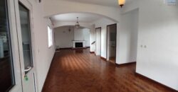 A louer une villa de type F4 située dans un quartier résidentiel calme à Ambatobe