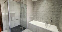 A louer une villa neuve T6 de style traditionnelle située à Mandrosoa Ivato