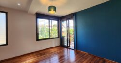 A louer une villa neuve T6 de style traditionnelle située à Mandrosoa Ivato