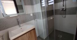A vendre un bel appartement flambant neuf situé dans une résidence sécurisée avec piscine à Ambatobe