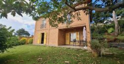 A louer une villa F3 meublée et équipée située dans un cadre exceptionnel à Soamanandrariny