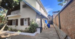 A louer une villa de type F5 située dans un quatier résidentiel calme à Talatamaty