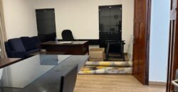 A louer un appartement de type T3 situé en plein centre-ville d’Isoraka