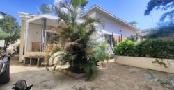 A vendre une charmante villa de plain-pied de type F5 située dans un quartier résidentiel calme et sécurisé à Imerinafovoany