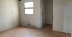 A vendre une villa T6 à terminer idéalement située dans un environnement calme à Amboanjobe