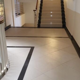 A louer deux appartements neufs de type F3 situés à Ampefiloha