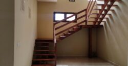 A louer une charmante villa T5 meublée située dans une résidence sécurisée 24/24 à Ivato