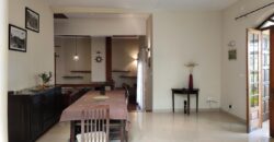 A louer une charmante villa T5 meublée située dans une résidence sécurisée 24/24 à Ivato