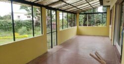A louer une grande villa F5 à étage sur un terrain d’environ 2000 m2 située dans un lotissement calme à Ivandry