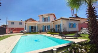 A vendre villa T4 avec piscine située dans un quartier calme Ilaivola