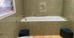 A louer une villa T7 idéale pour un usage bureau située dans un quartier calme à Ambaranjana