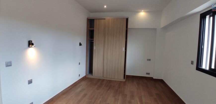 A vendre un appartement de 90 m2 situé dans un quartier calme de la Haute Ville