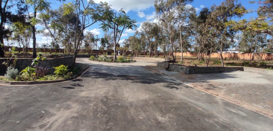 A vendre plusieurs terrains viabilisés prêts à bâtir situés dan l’un des quartiers les plus prisés d’Androhibe Ambohitraraba