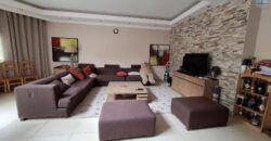 A louer un agréable appartement T4 en duplex situé à 5 minutes d’Ivandry au sein d’une résidence sécurisée