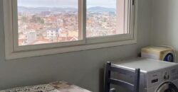 A louer un bel appartement T3 meublé et équipé situé à Soavimbahoaka