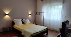 A louer un bel appartement T3 meublé et équipé situé à Soavimbahoaka