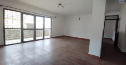 A louer un appartement T3 situé en bordure de la route principale à Ampandrana