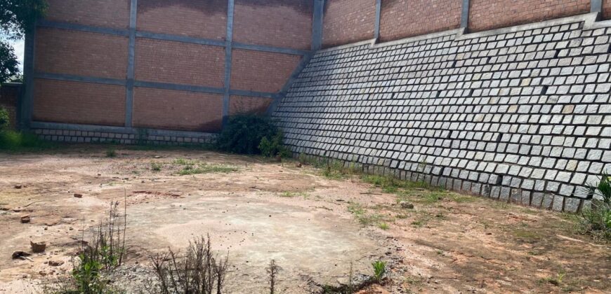 A vendre un magnifique terrain de 1000 m2 situé à Ambohibao Antehiroka