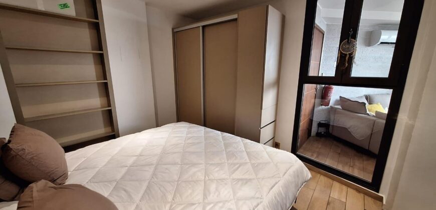 A louer bel appartement meublé et équipé situé dans un immeuble sécurisé en plein centre ville de Faravohitra